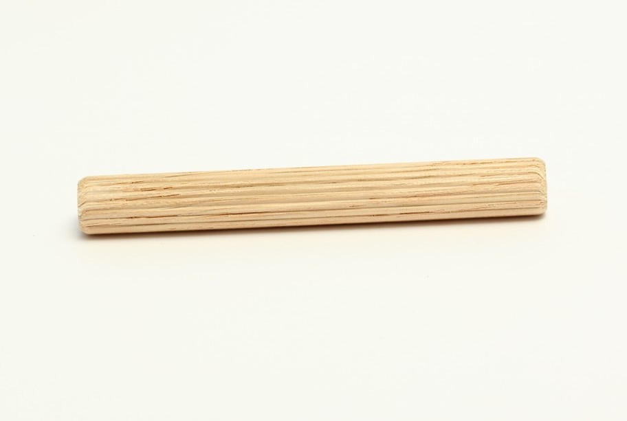 Multi oak wood dowel pin in good quality - produced in Denmark by Jyderup  Dyvelfabrik